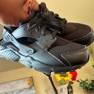 Sneakers all black hurraches